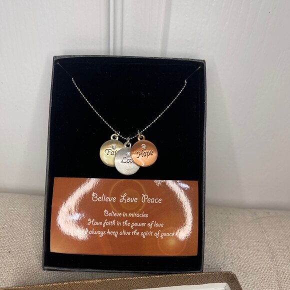 Tri-Metal Charm Necklace - Faith, Love and Hope with Gift Box- NEW - Picture 3 of 4